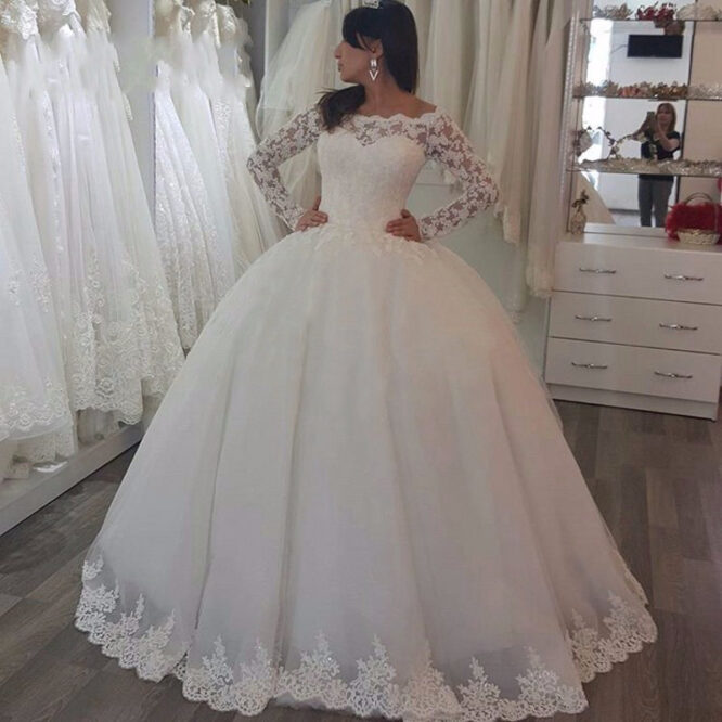 Elegant Ladies Custom Wedding Gown Bridal Dresses - Image 2